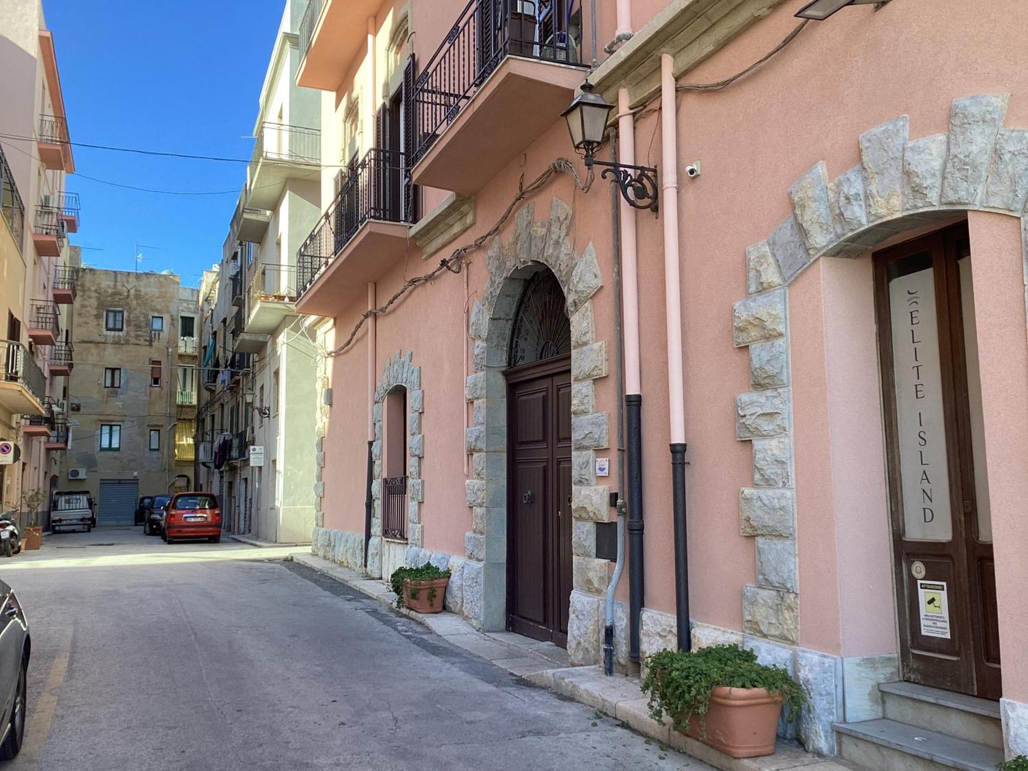 I Velieri Di Trapani Apartment Экстерьер фото